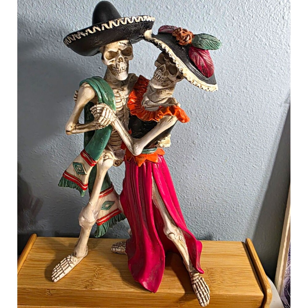 Day Of The Dead Halloween Dancing Skeleton Mexican Couple 12" Resin READ
